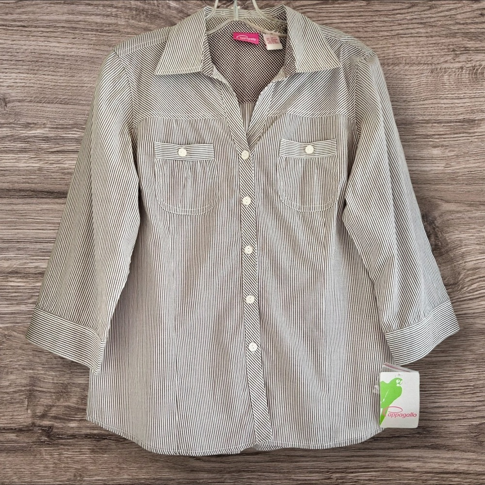Pappagallo Button Down Shirt – Size Small – NWT ($40 Retail